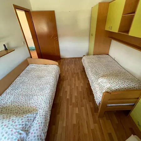 Lejla Apartman
